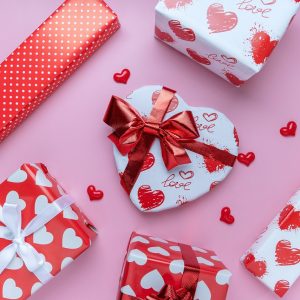 5 Real Tips for a Beautiful Anniversary Celebration at Home